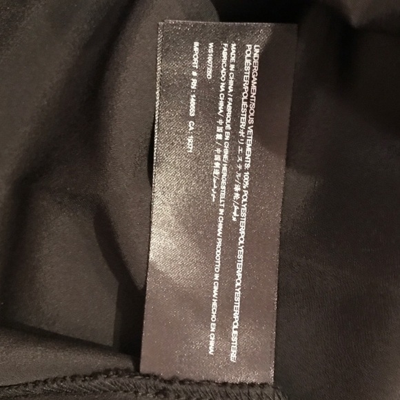 TY-LR "Sorrento" Black Lace Bell Sleeve Dress - Picture 8 of 8